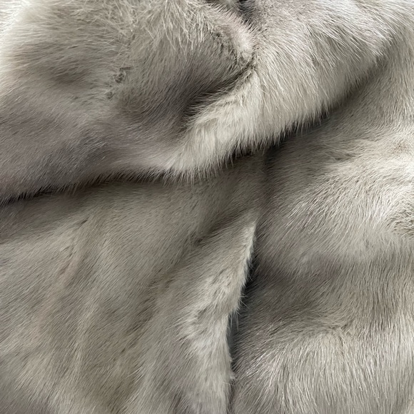 Blue mink solid  real fur collar coat with hooks - Picture 8 of 9